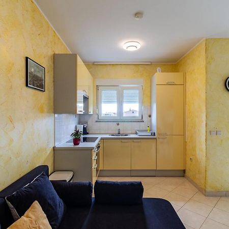 Apartment Ben1 Pula Exterior photo